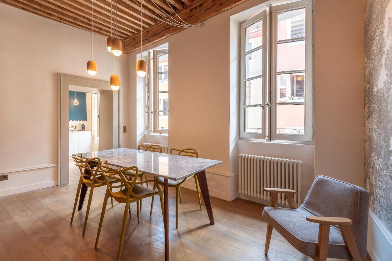 Spacious Apartment Rated 4 Stars In The Heart Of The Old Town Annecy Bagian luar foto