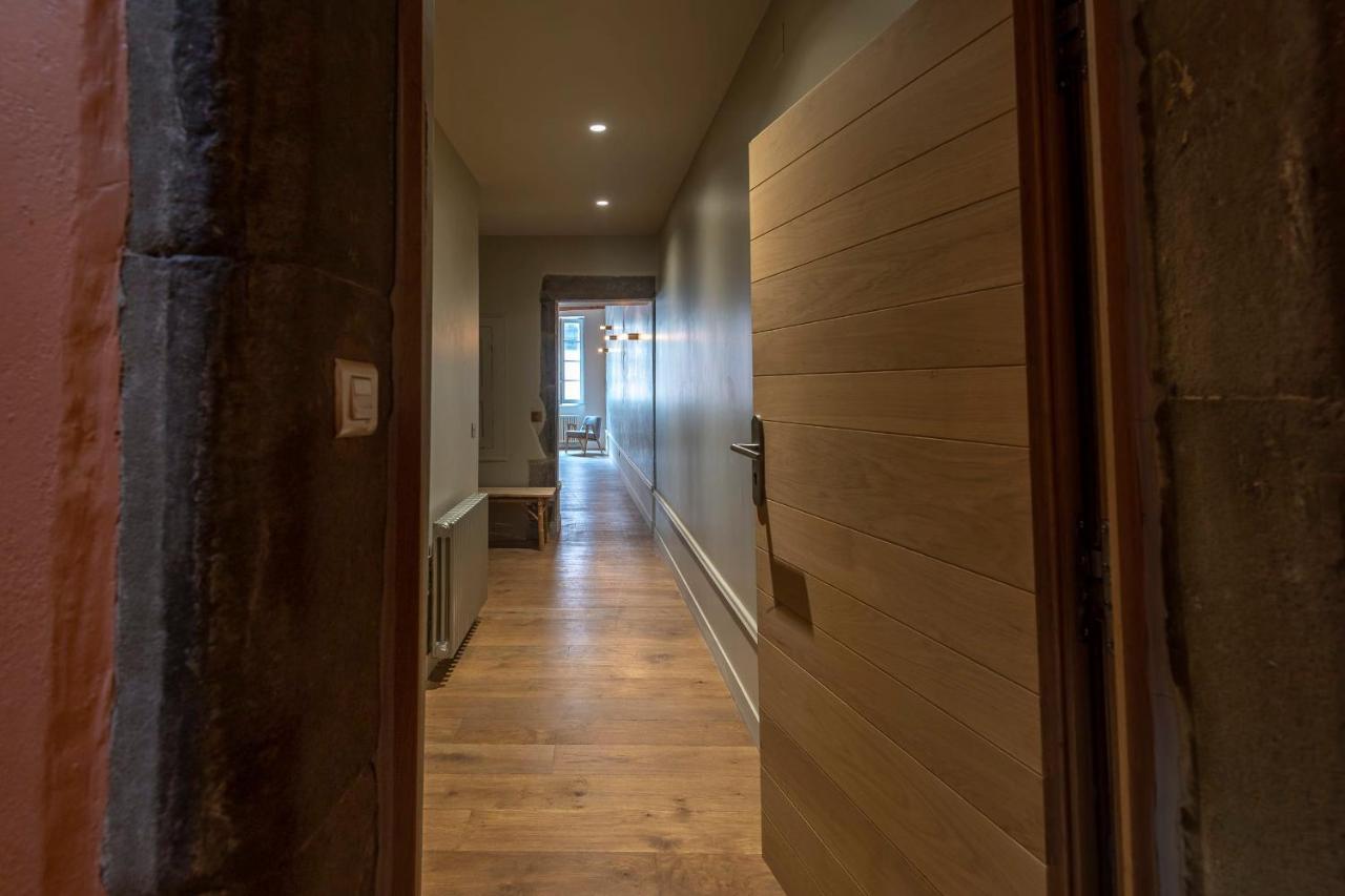 Spacious Apartment Rated 4 Stars In The Heart Of The Old Town Annecy Bagian luar foto